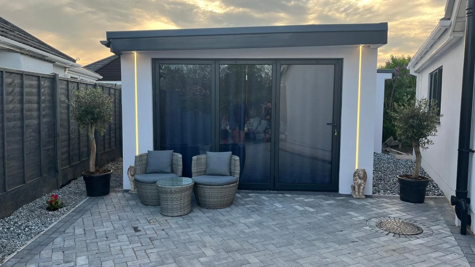 Guest House With Parking contacts